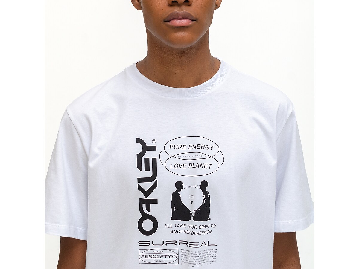 CAMISETA OAKLEY x SURREAL PERCEPETION