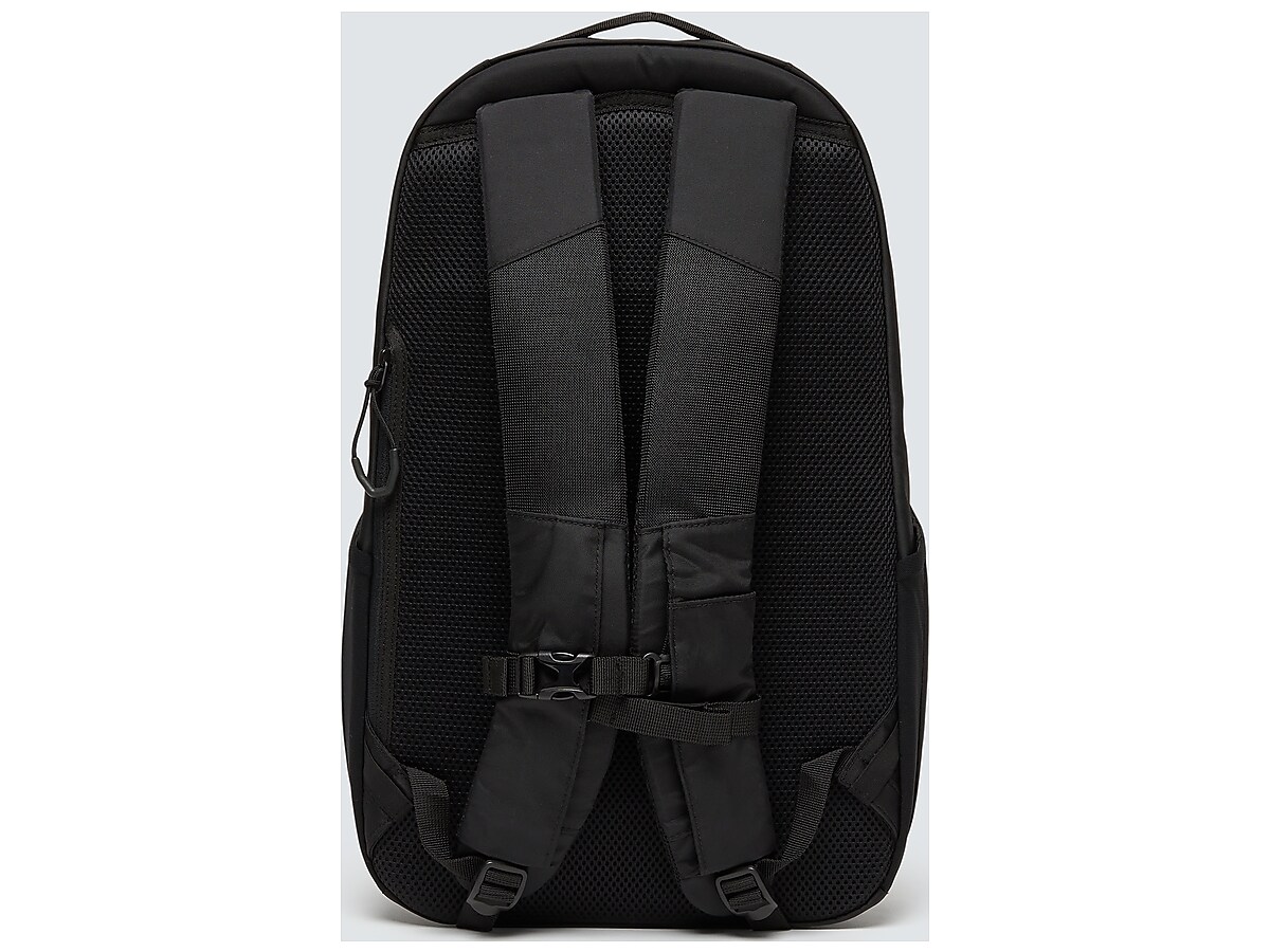 Oakley Essential Backpack M 6.0 - Blackout | Oakley JP Store