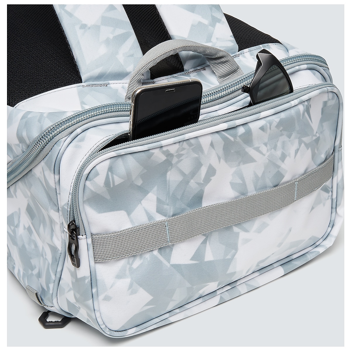 Oakley Essential Square Pack Xl 6.0 - White Geo Print | Oakley JP Store