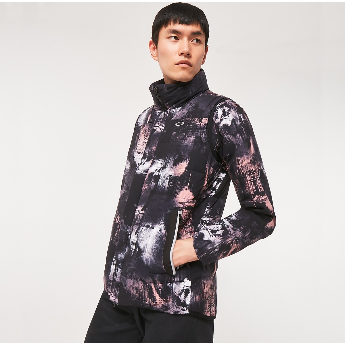 Oakley Skull Transform Down Vest 2.0 - Black Print | Oakley® 日本