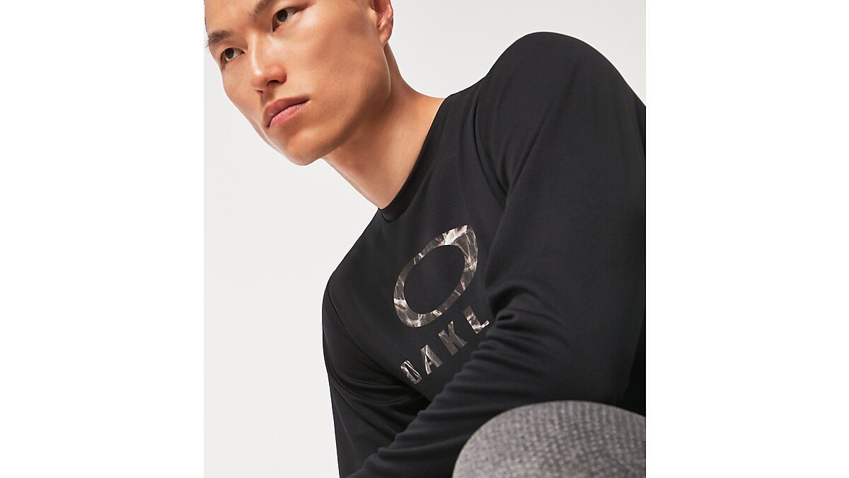 SALE／86%OFF】 オークリー OAKLEY Striking Qd Ls Tee 2.0 ベースボールTシャツ FOA404187-02E  Blackout 新作 highart.com.eg