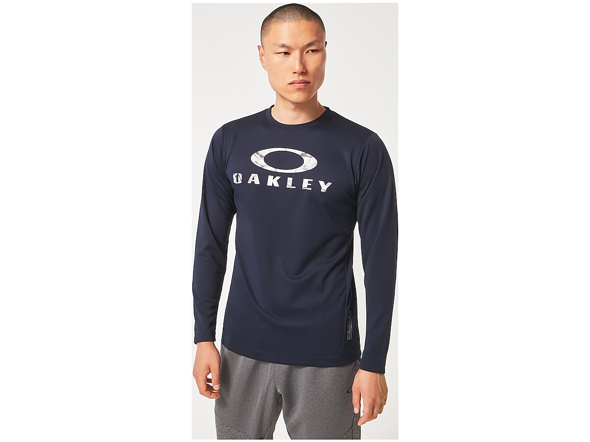 SALE／86%OFF】 オークリー OAKLEY Striking Qd Ls Tee 2.0 ベースボールTシャツ FOA404187-02E  Blackout 新作 highart.com.eg