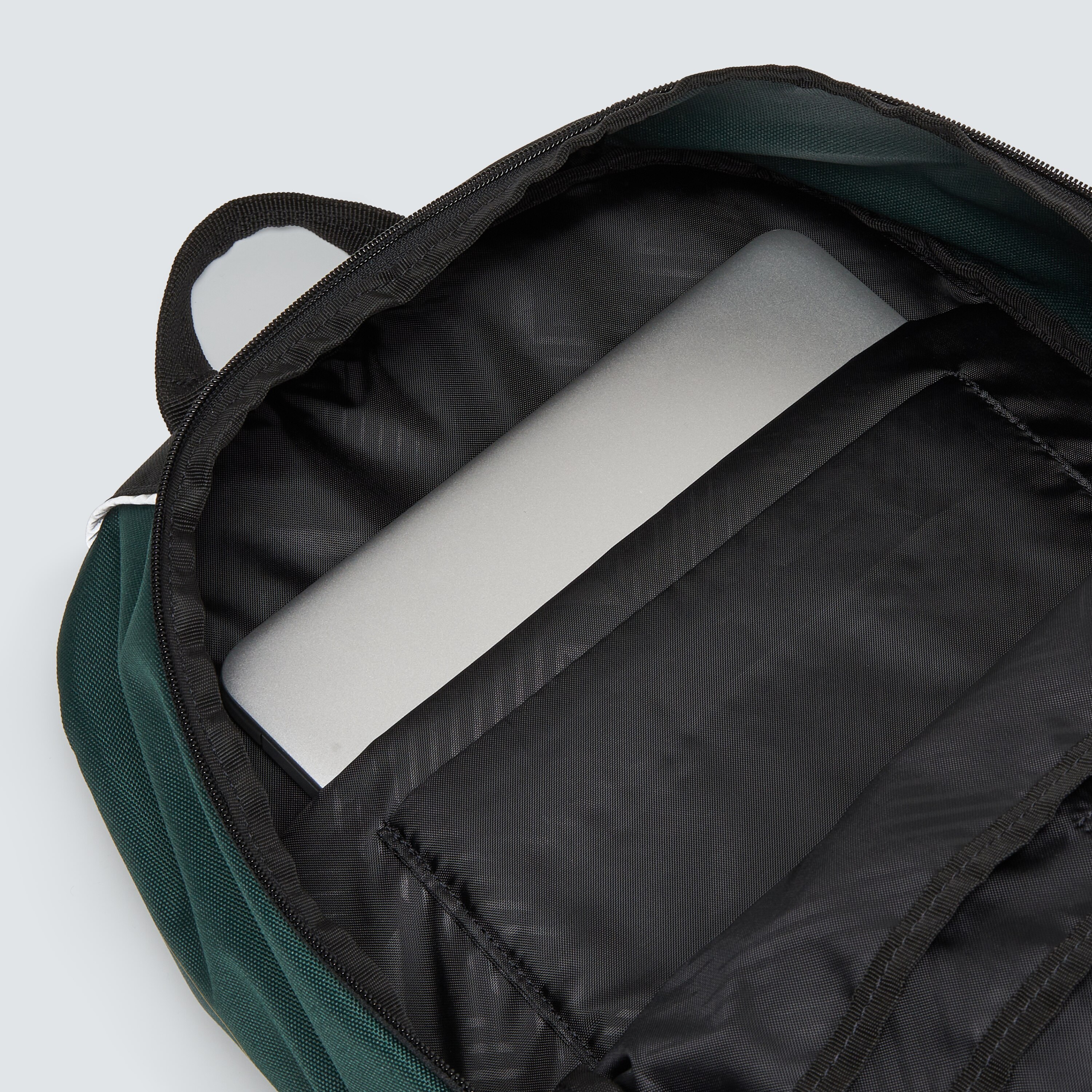 OAKLEY ENDURO 20L 3.0 main image 1