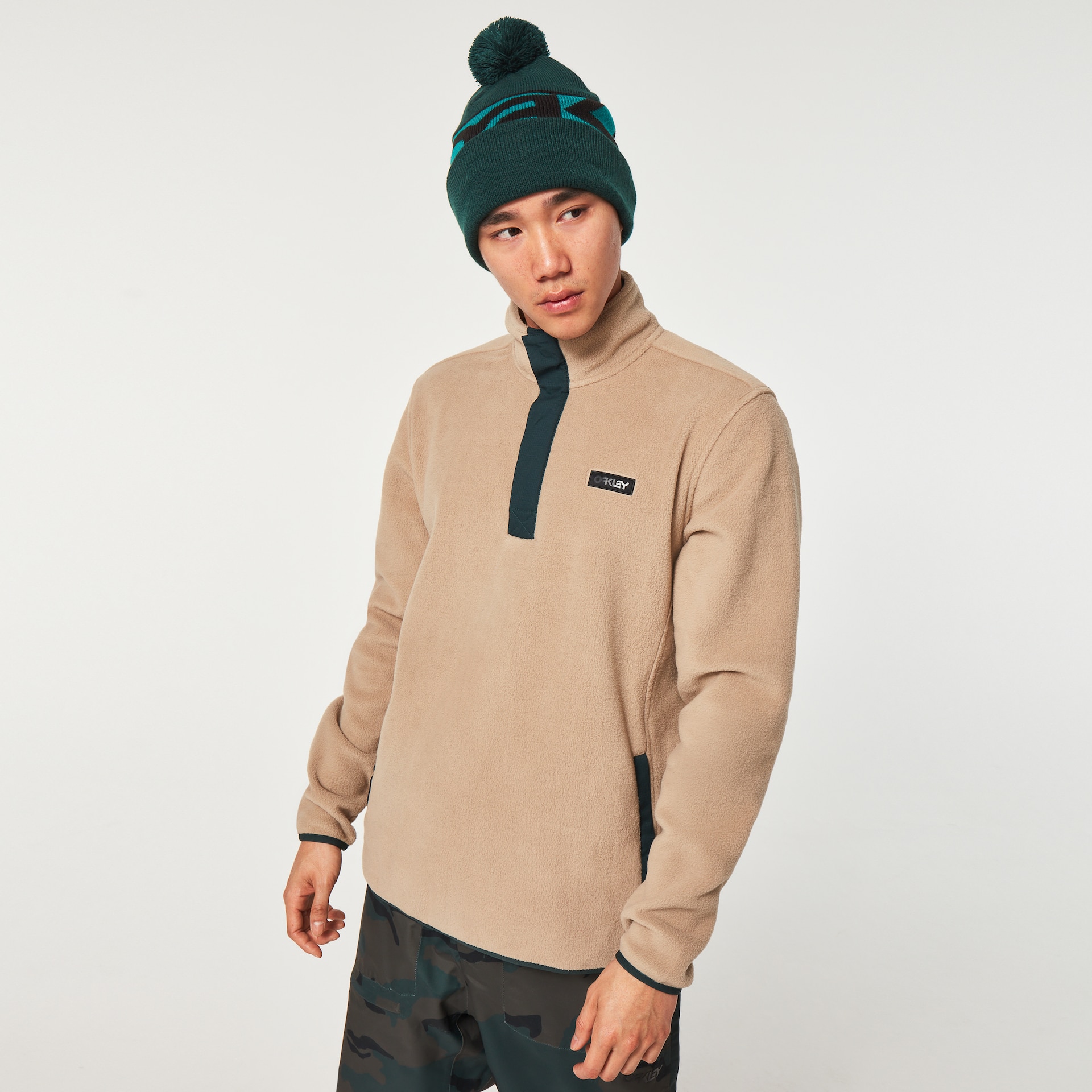 Oakley Raye Oakley Alta Rc Fleece - Rye | Oakley ES Store (Espanol)