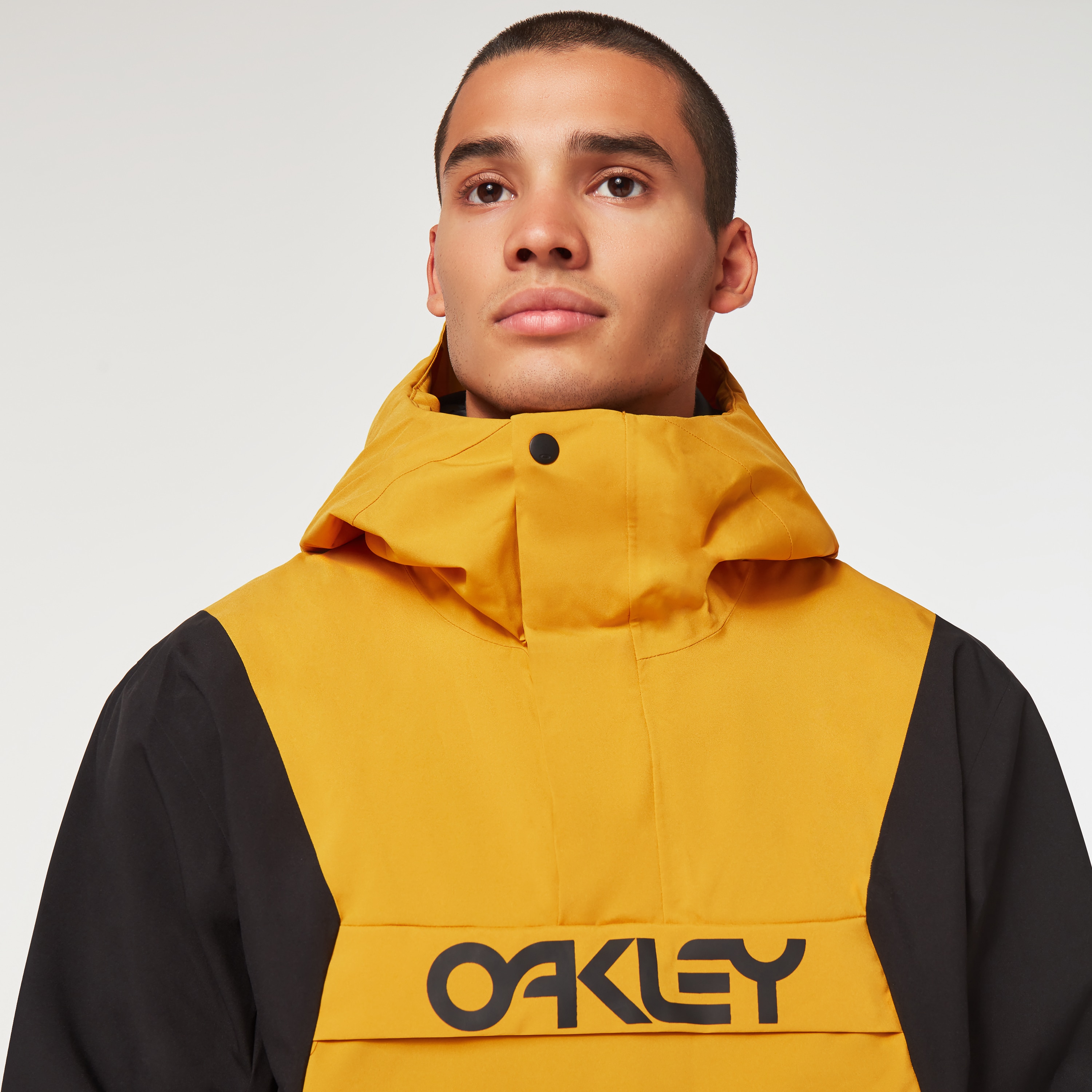 Oakley Tnp Tbt Insulated Anorak In Black,yellow