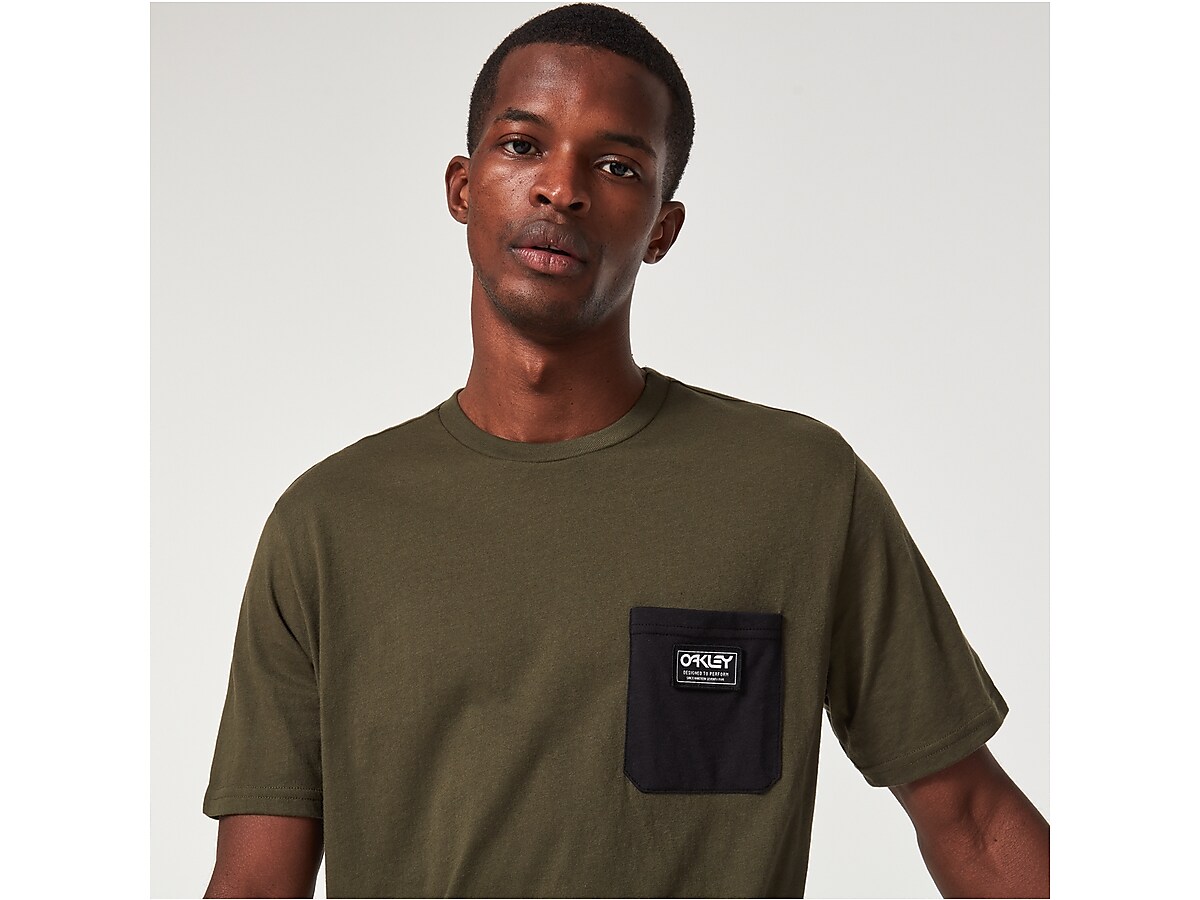 Black Diamond Men's Mountain Badge Tee - Xs - Black