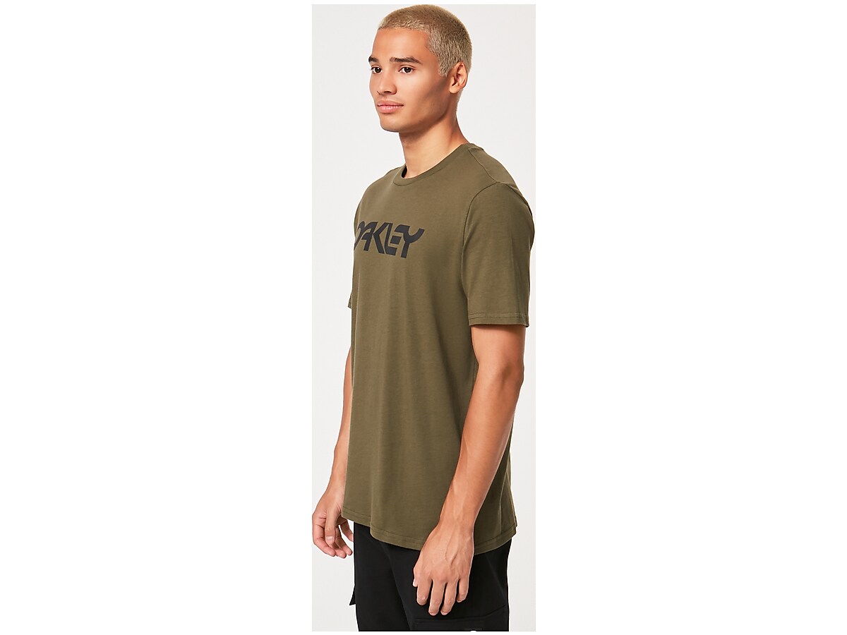 Oakley Mark II Tee 2.0 - New Dark Brush/Black | Oakley® US