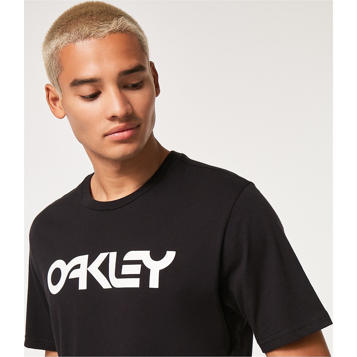 Camiseta Oakley Mark II Ss Tee Jet Black Preta os melhores preços