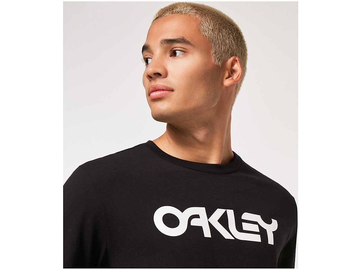 Camiseta Oakley Mark II SS - Masculina em Promoção