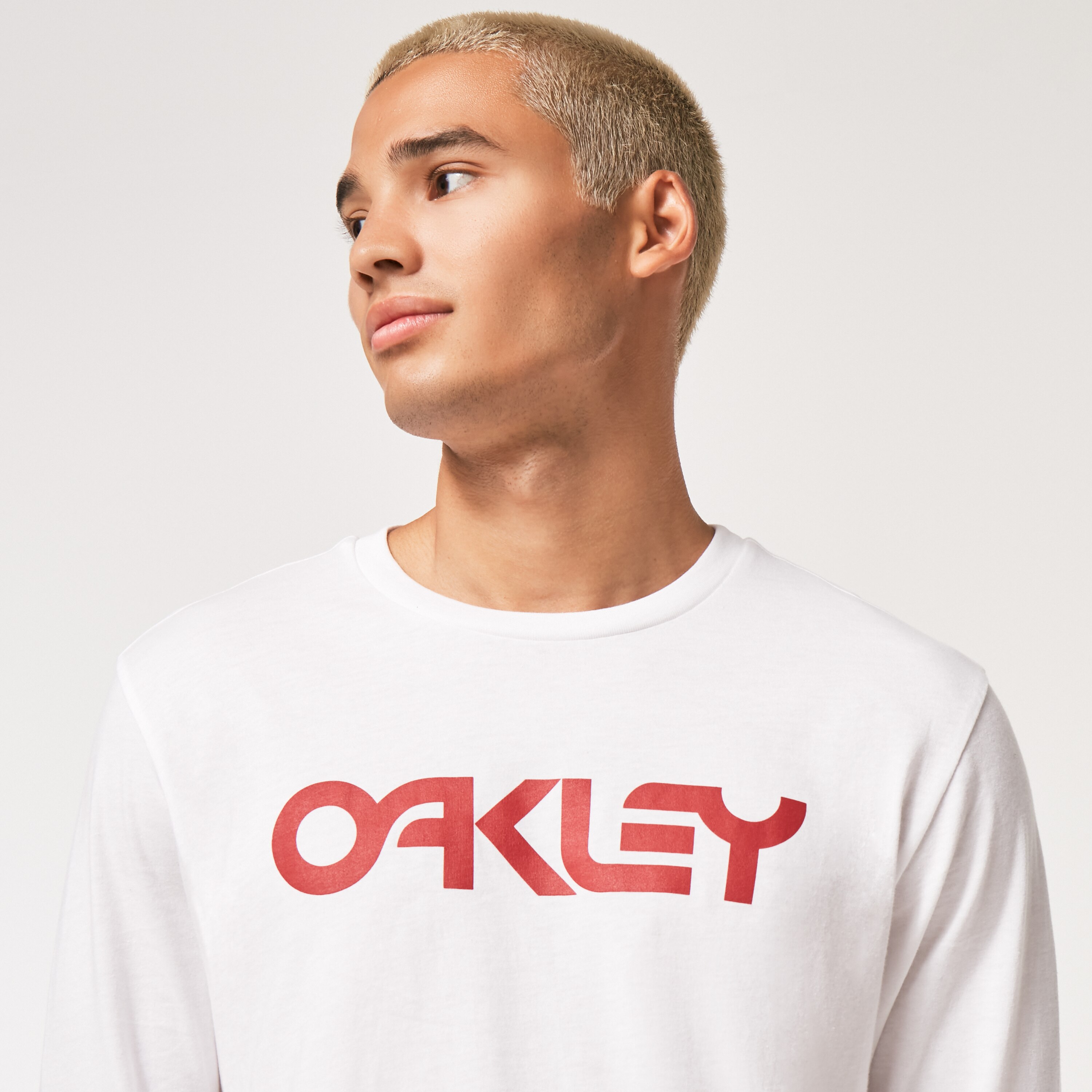 Oakley Mark II L/S Tee 2.0 - White - FOA404012-100 | Oakley GB Store