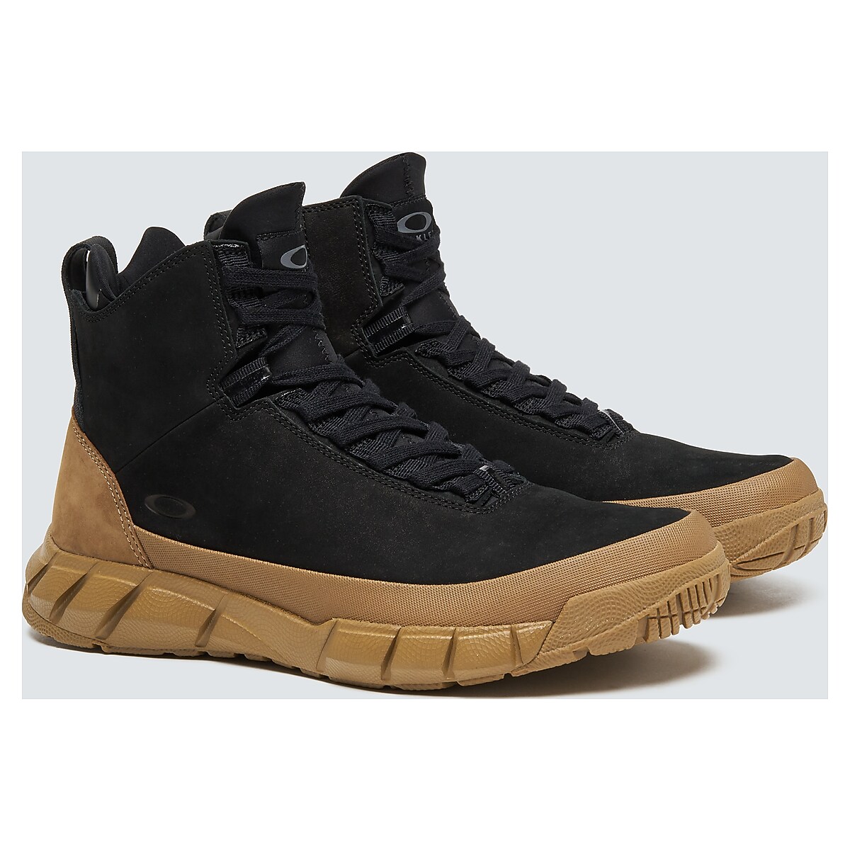 Oakley Coyote Mid Zip Boot in Blackout/Coyote | Oakley® PL