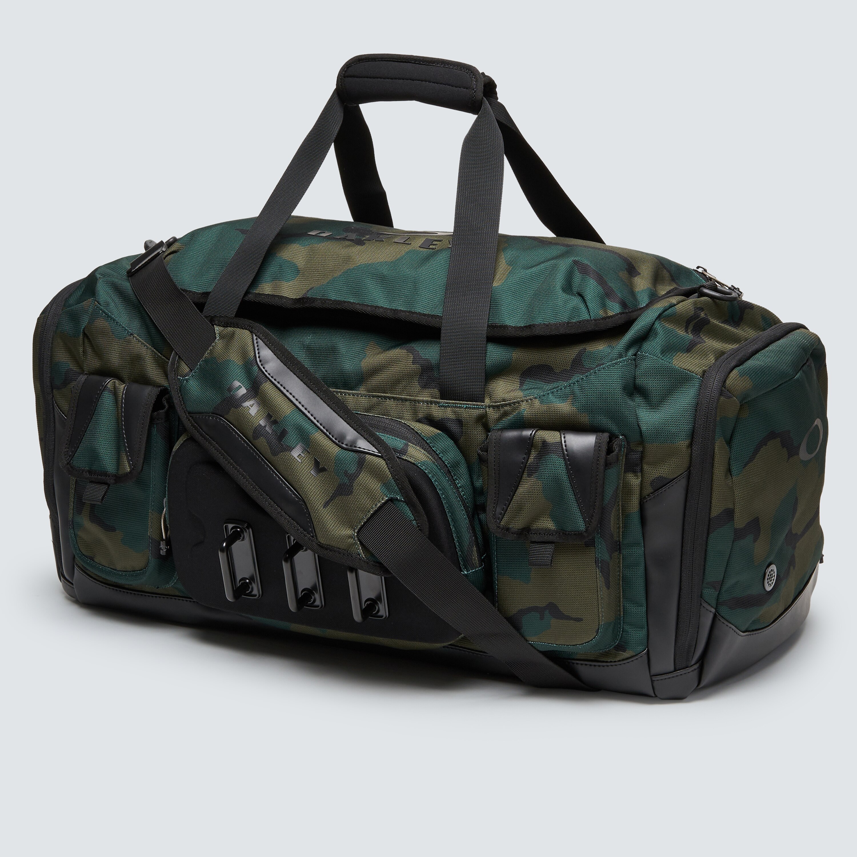 oakley camo duffle bag