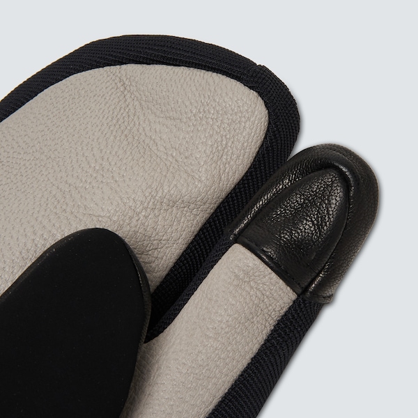 Factory Winter Trigger Mitt 2