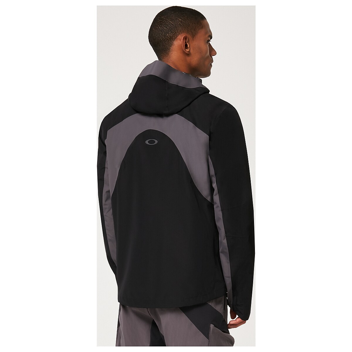 Oakley Latitude Shell Jacket - Blackout | Oakley® US