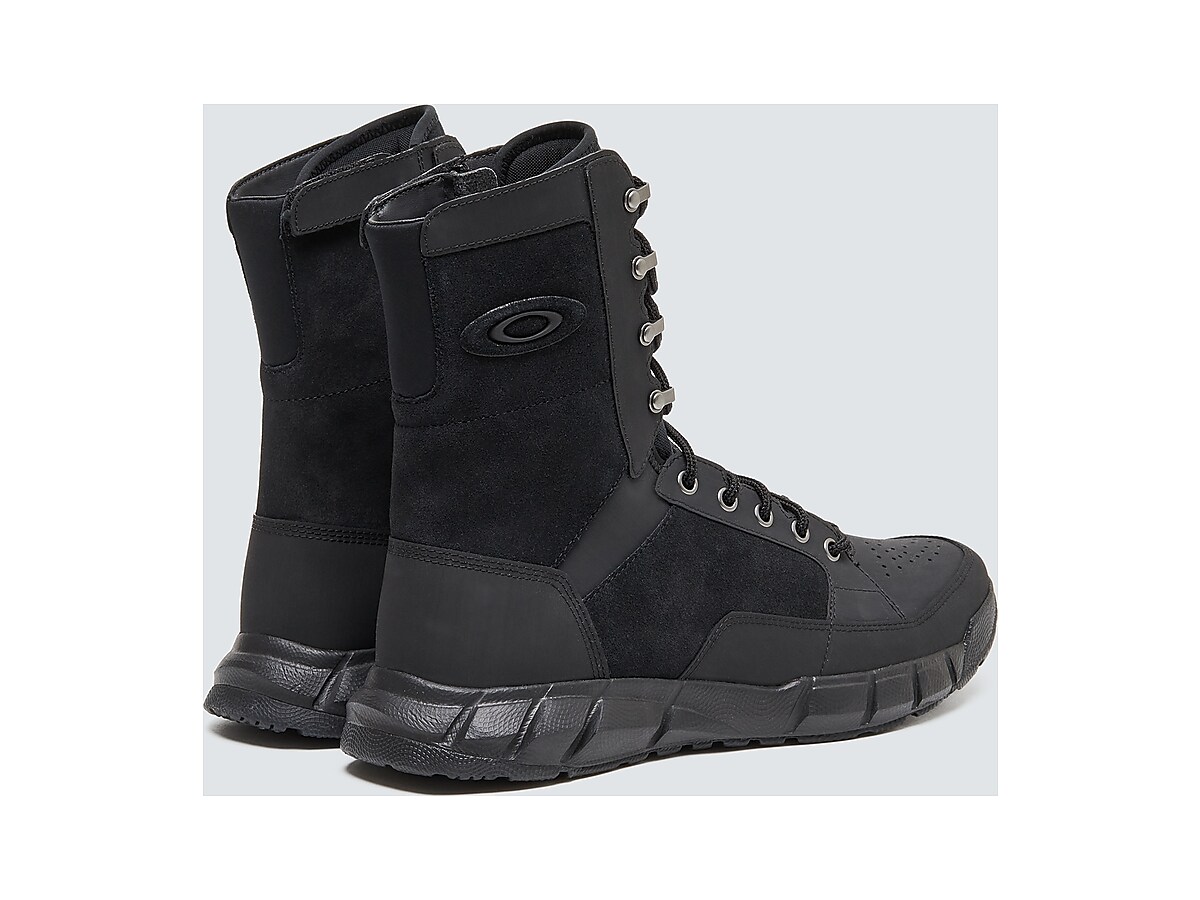 Oakley Coyote Boot Lx - Blackout - FOF100467-02E | Oakley SE Store