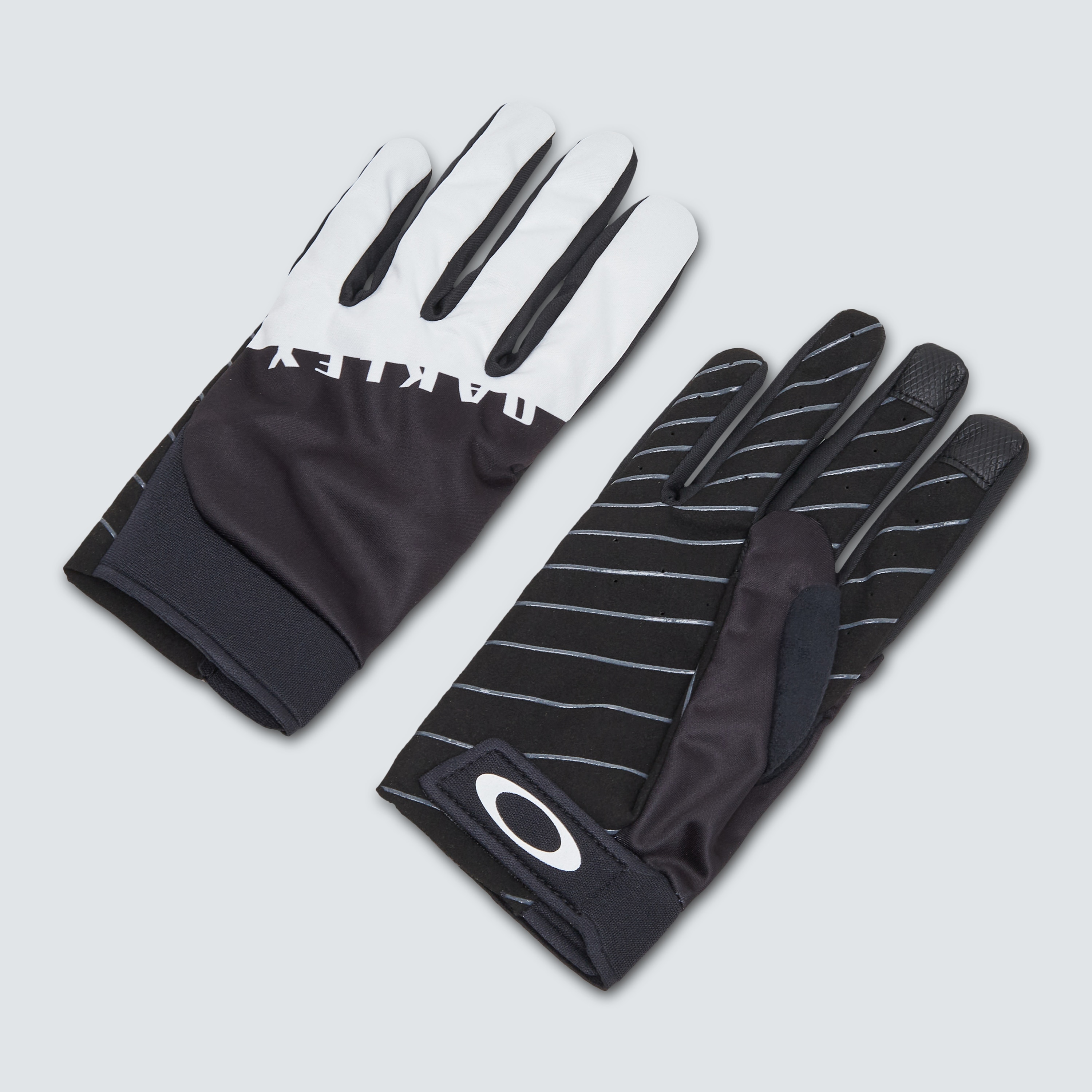 Oakley Icon Classic Road Glove In Black,white