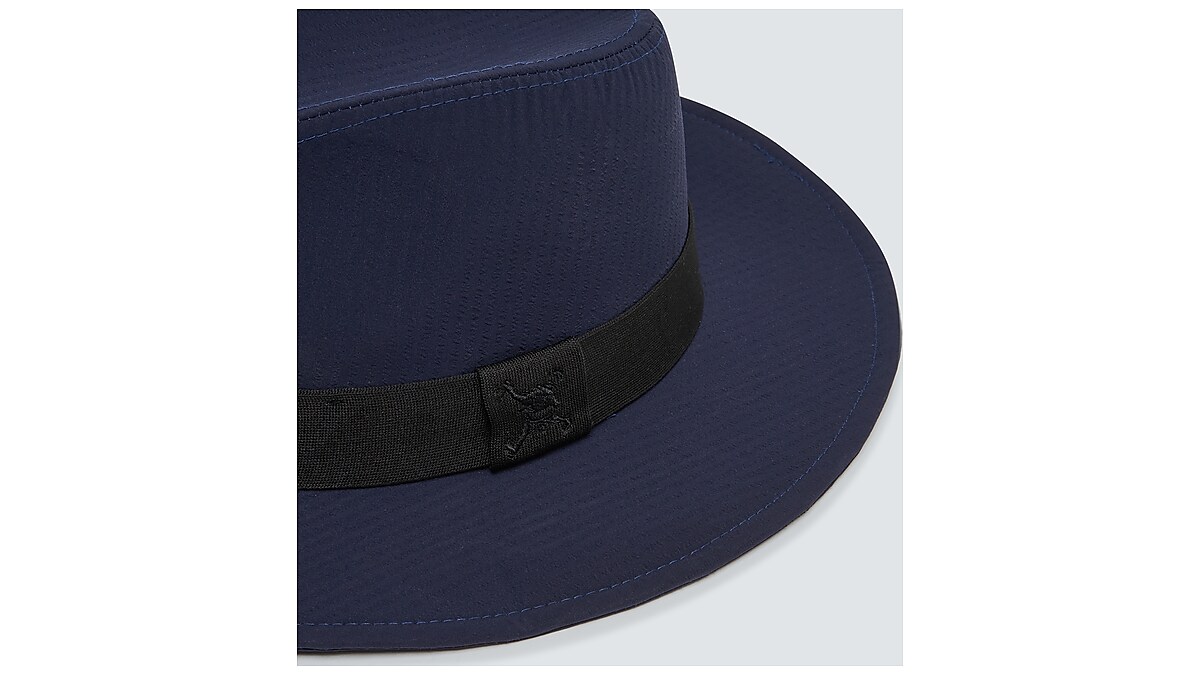 シンプルでおしゃれ オークリー ハット SKULL COMMON HAT 23.0 PEACOAT