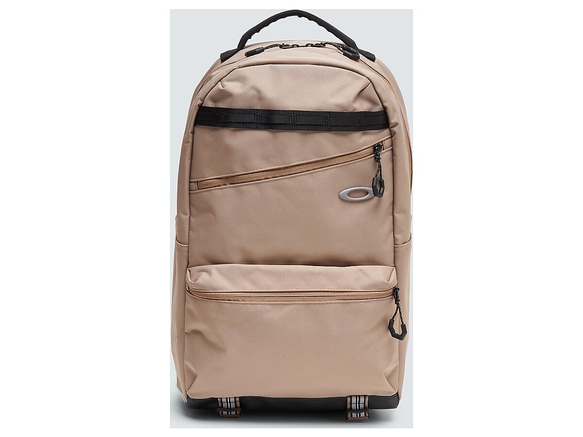 Oakley Essential Wr Backpack M 7.0 - Gravel | Oakley® 日本