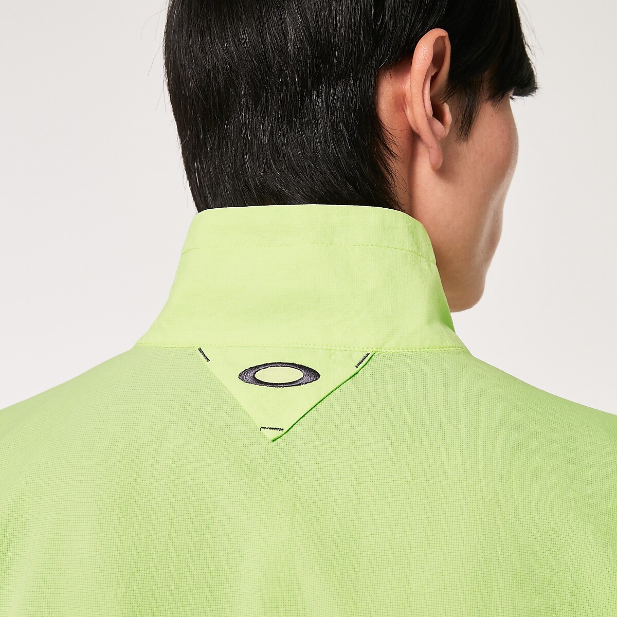 Oakley Skull Breathable Light Jacket - Blackout | Oakley® 日本