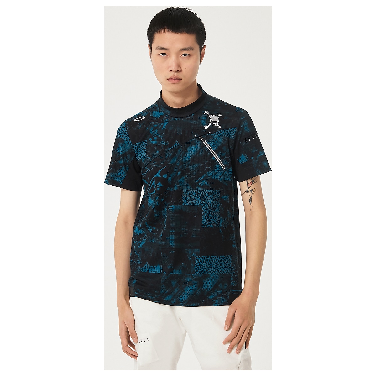 Oakley Skull Icy Breath Digital Mock Shirt - Black Print | Oakley® 日本