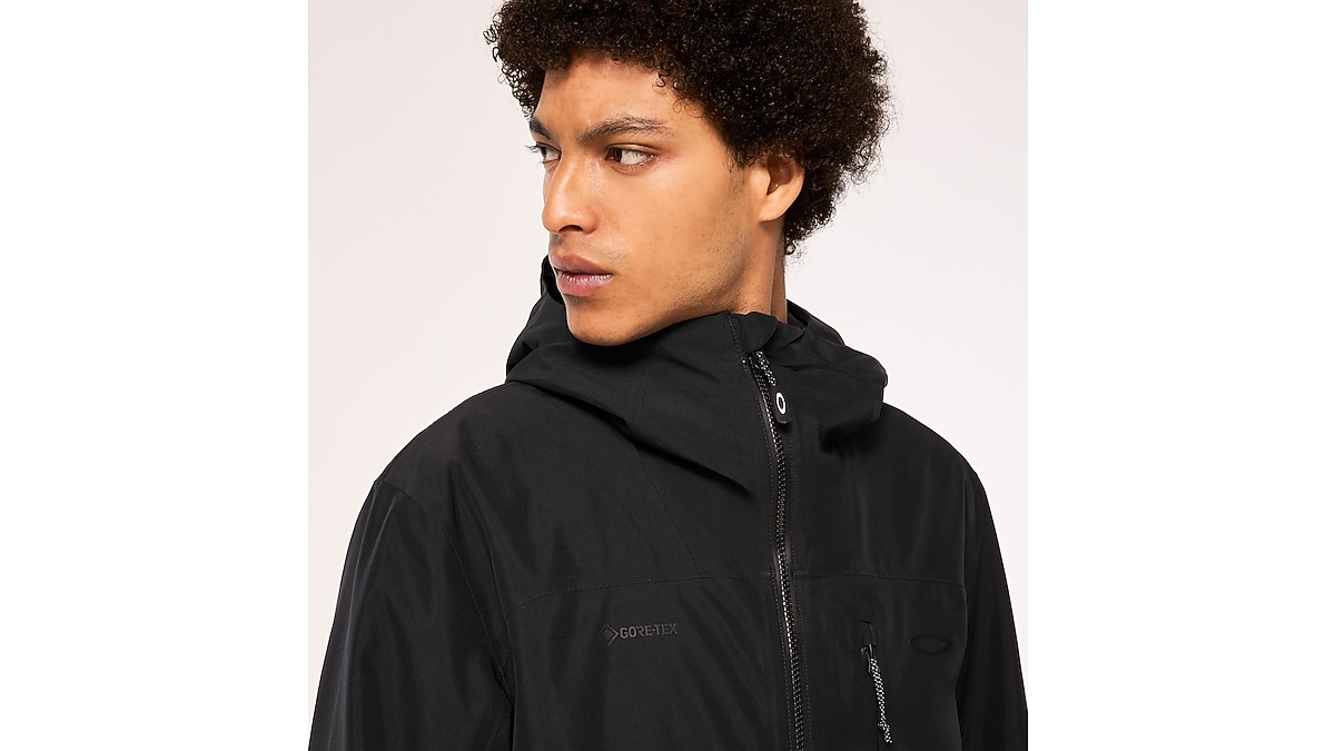 Oakley Unbound Gore-Tex Shell Jacket in Blackout | Oakley® EU