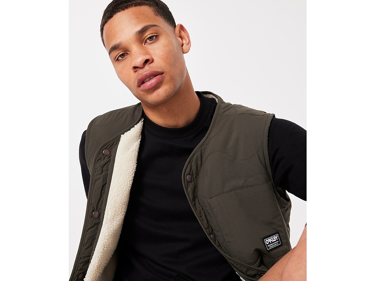 Oakley Quilted Sherpa Vest - New Dark Brush | Oakley® EU