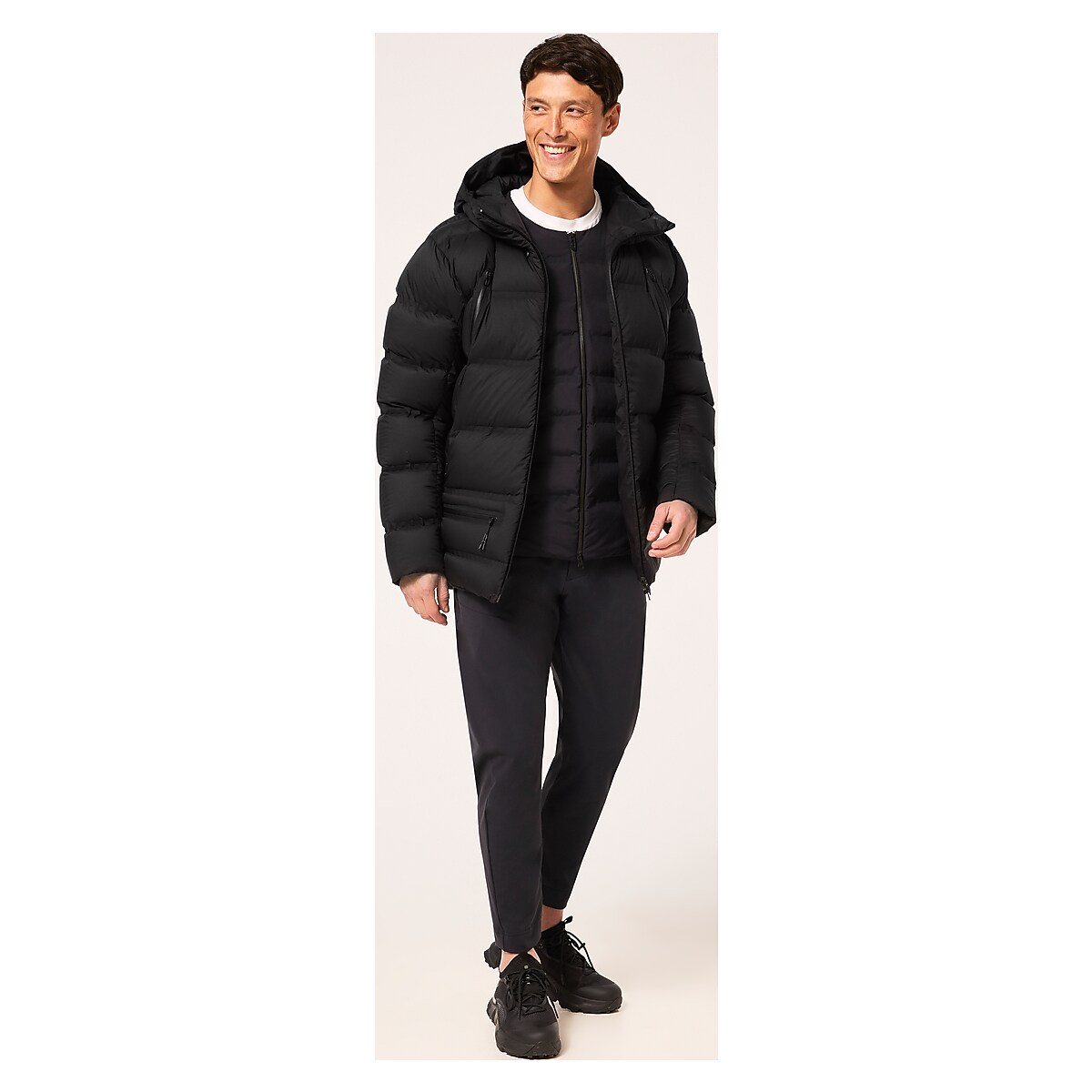 Oakley Rs Shell Proud Down Jacket - Blackout | Oakley® 日本