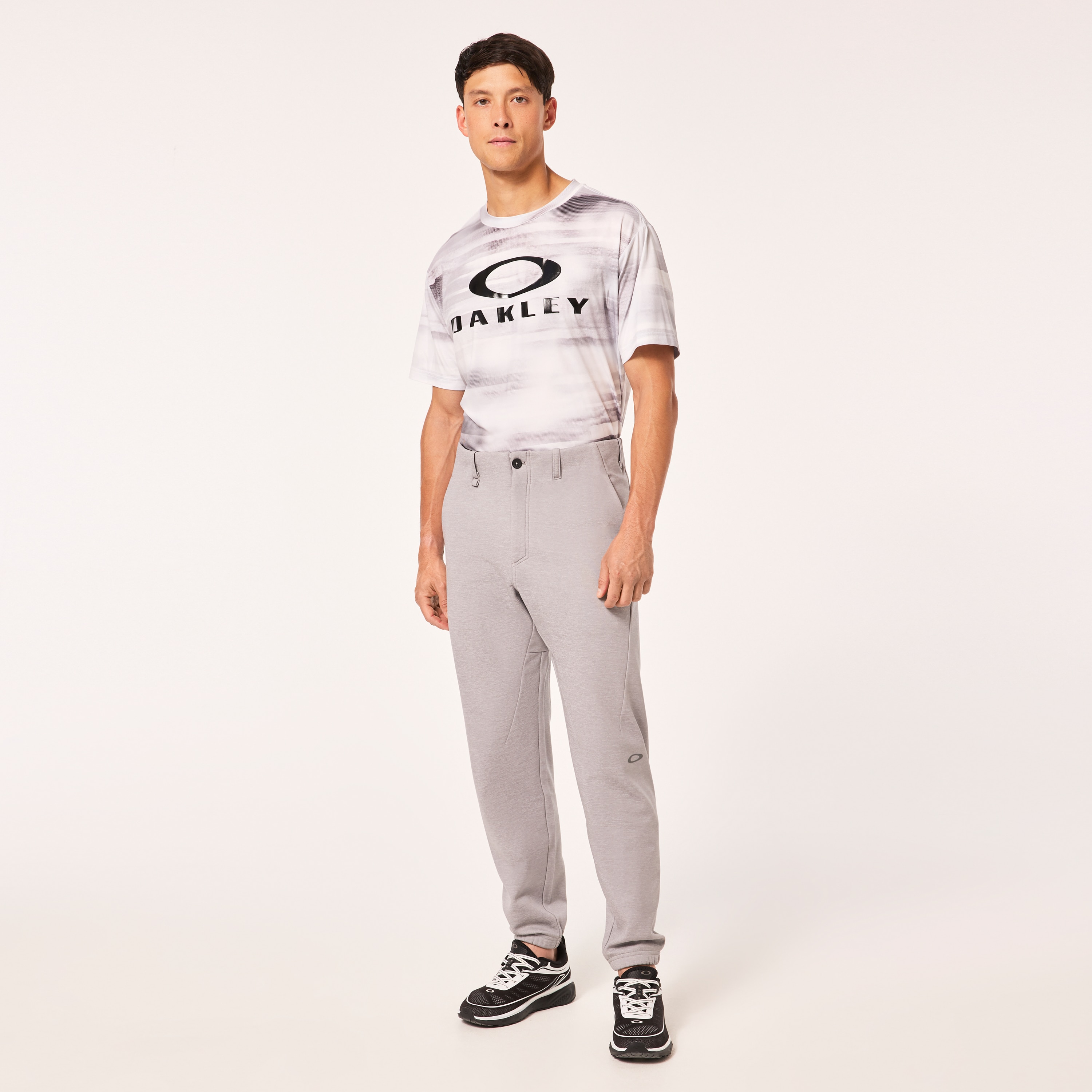 OAKLEY オークリー ロゴプリント ストレッチ インナーパンツ付き スカート OAKLEY オークリー ロゴプリント ストレッチ インナーパンツ付き スカート