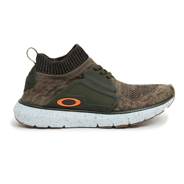 sneaker shoes canada