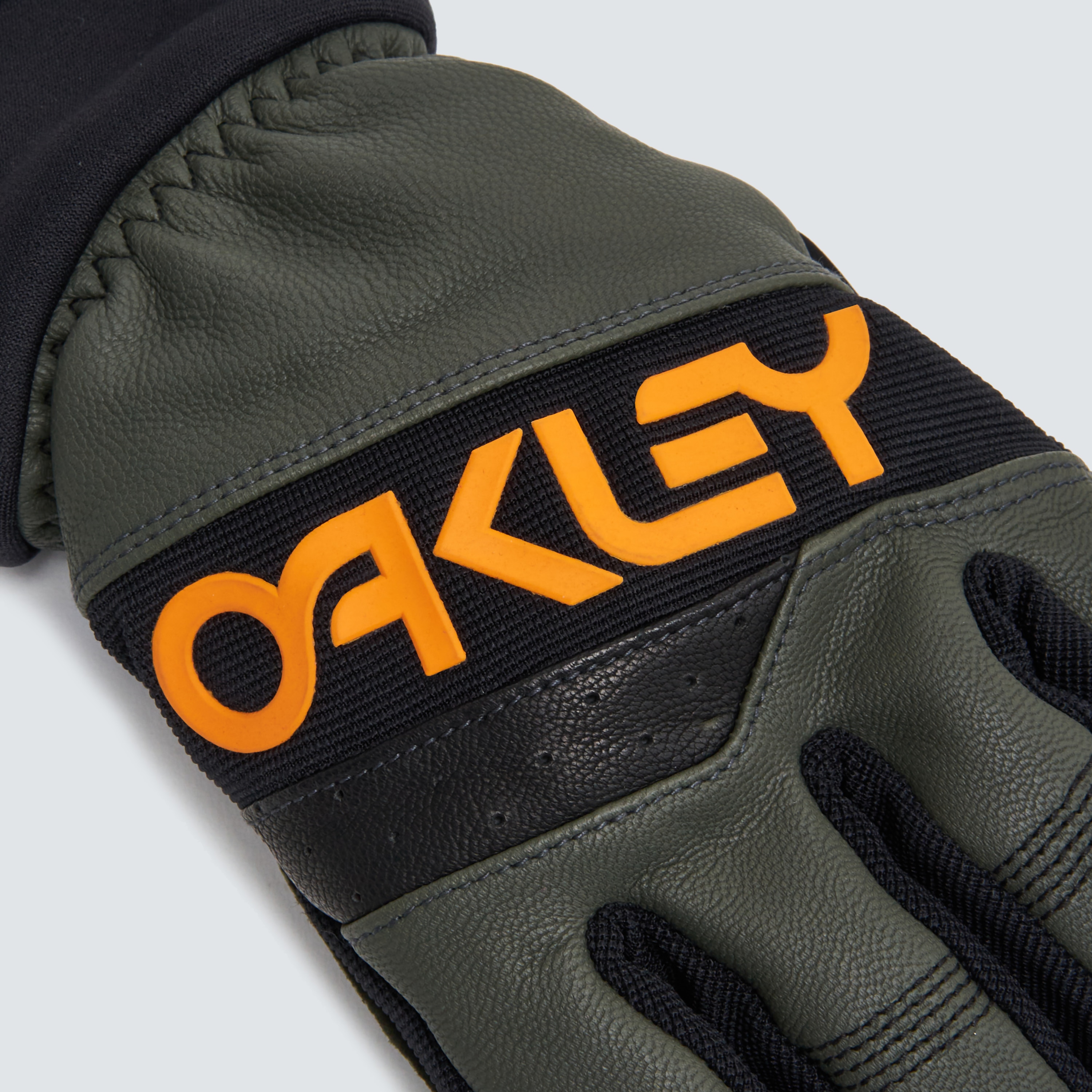 oakley factory winter glove 2.0