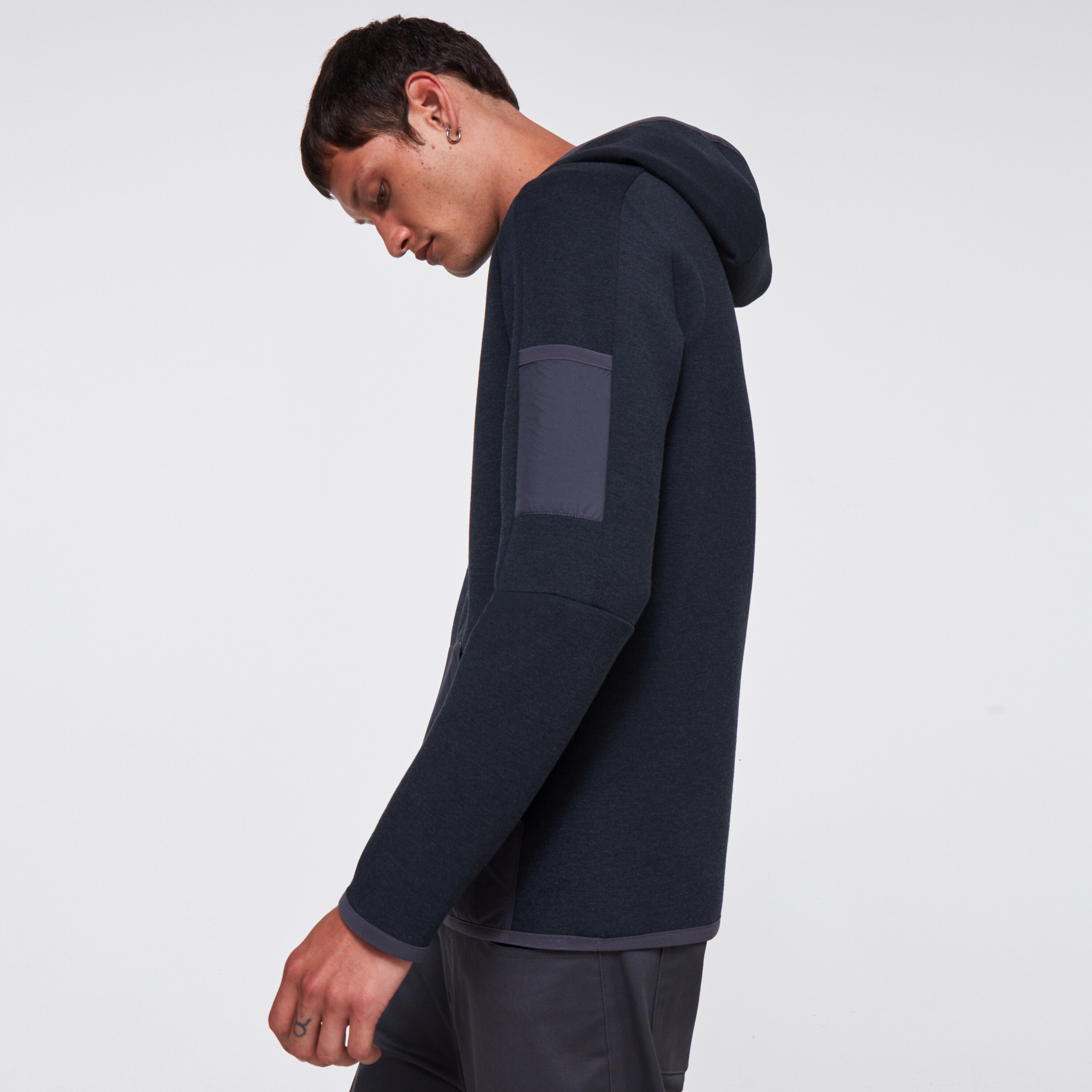 Oakley Fully Loaded Tech Fleece - Blackout - FOA400993-02E | Oakley OSI Store | Official Oakley