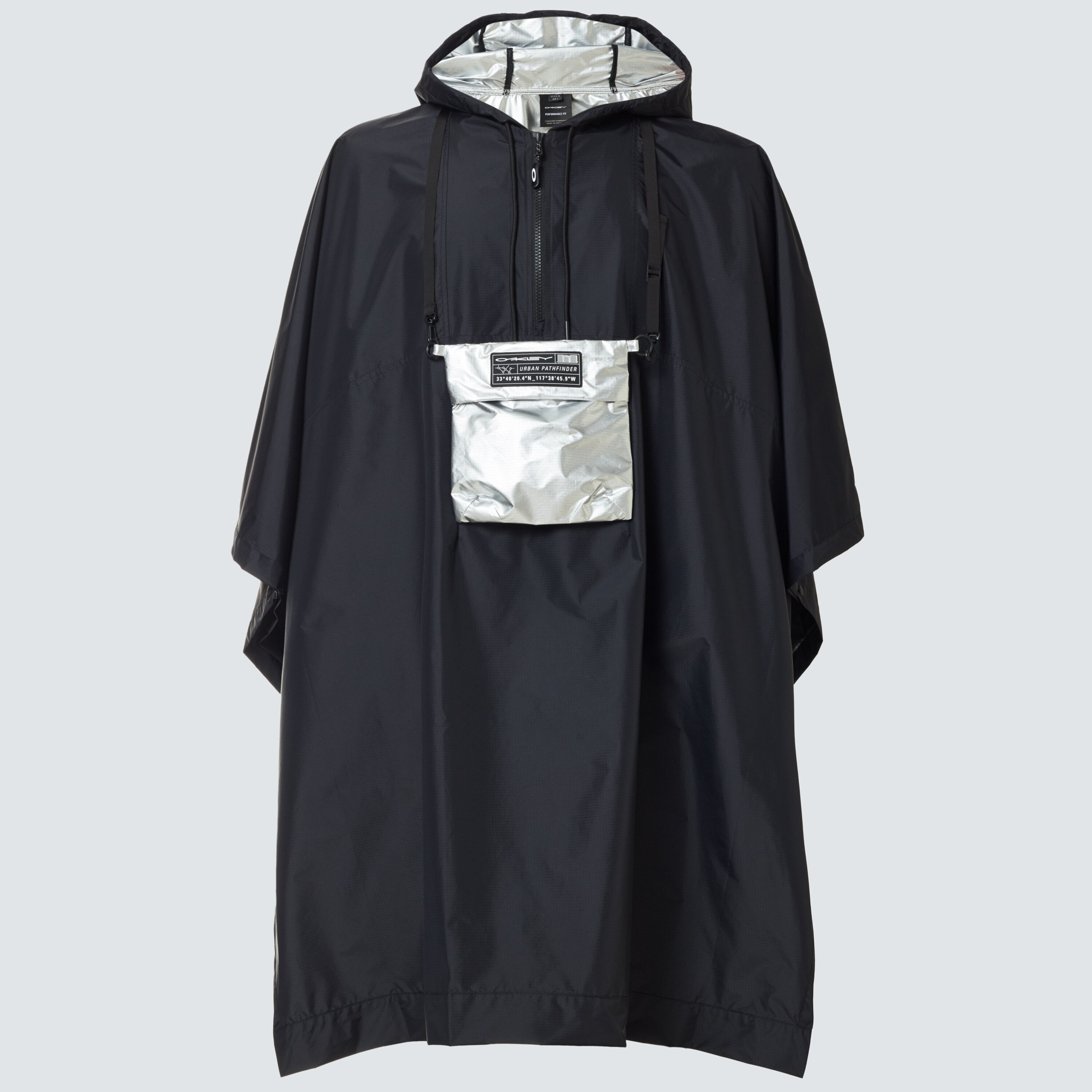 Oakley Oakley® Definition Poncho - Blackout | Oakley SE Store