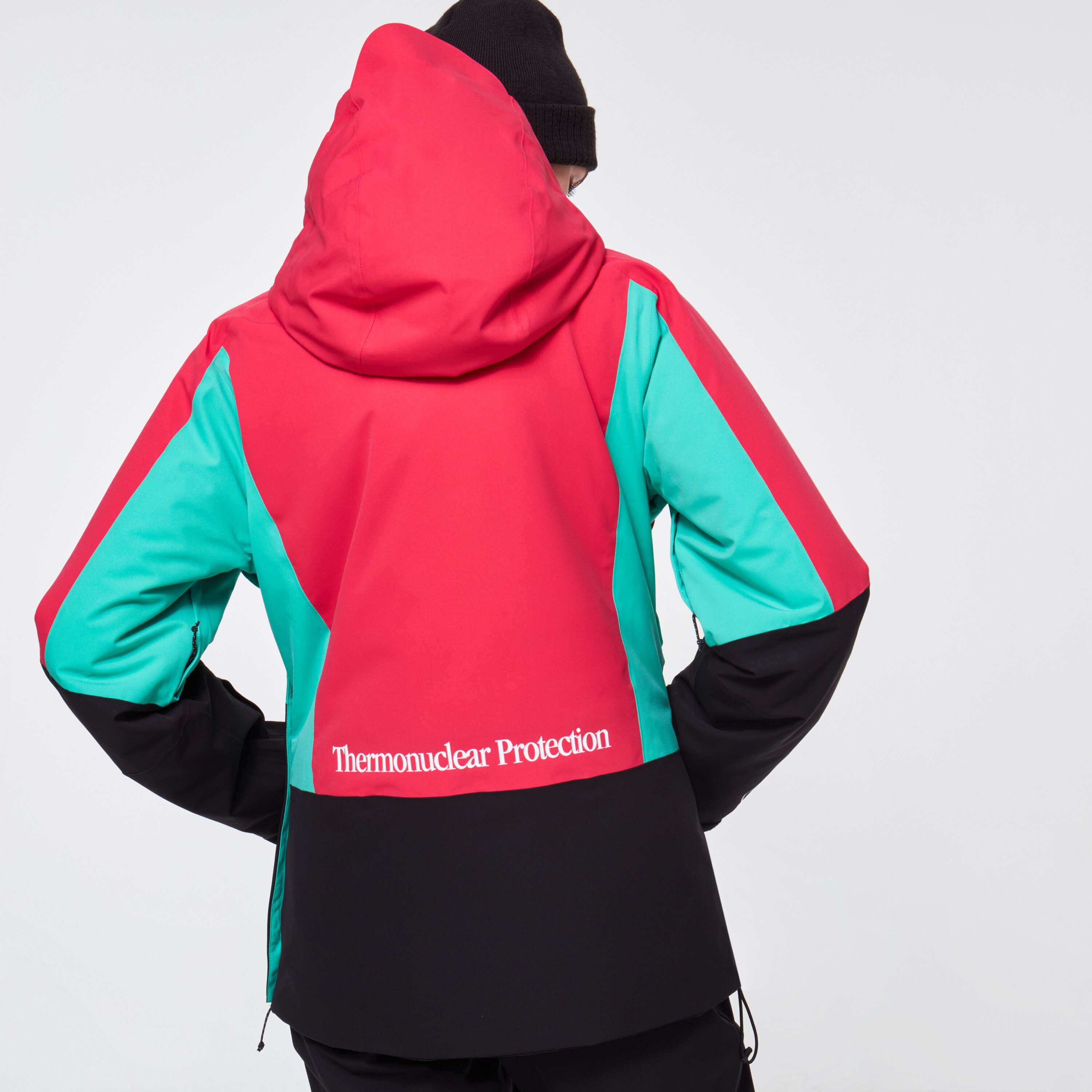 oakley thermonuclear anorak