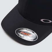 Aero Perf Trucker Hat - Blackout