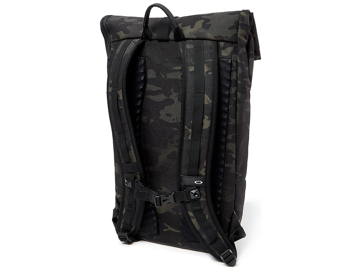 Oakley Voyage 23l Roll Top Multi Cam Black Multicam p 02l Oakley Us Store