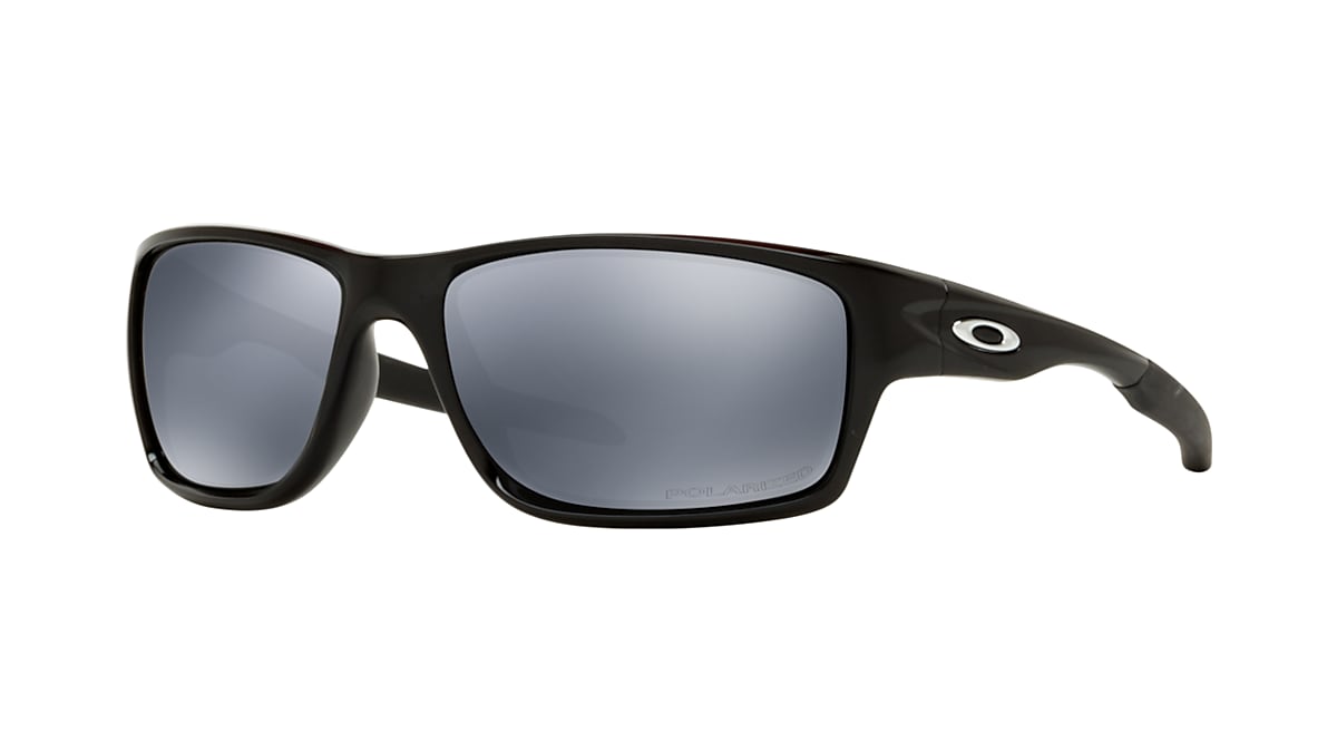 Black Iridium Polarized Lenses, Polished Black Frame Sunglasses | Oakley®