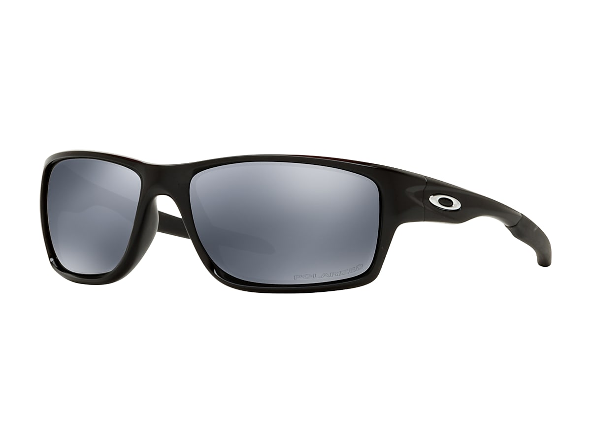 Canteen Black Iridium Polarized Lenses, Polished Black Frame Sunglasses |  Oakley® US