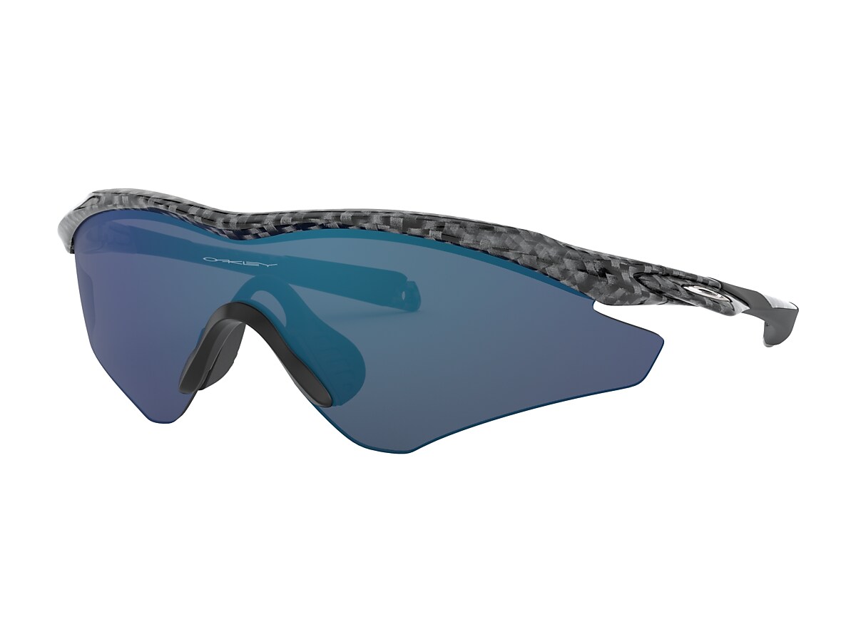 M2 Frame® Grey Polarized Polished Navy アイウェア | Oakley® 日本 M2 Frame® Grey Polarized Polished Navy アイウェア | Oakley® 日本