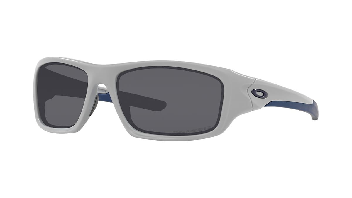 Valve® Grey Polarized Lenses, Matte Fog Frame Sunglasses | Oakley® PT