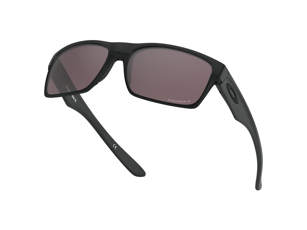 TwoFace™ Prizm Daily Polarized Black Frame Sunglasses | Oakley® EU