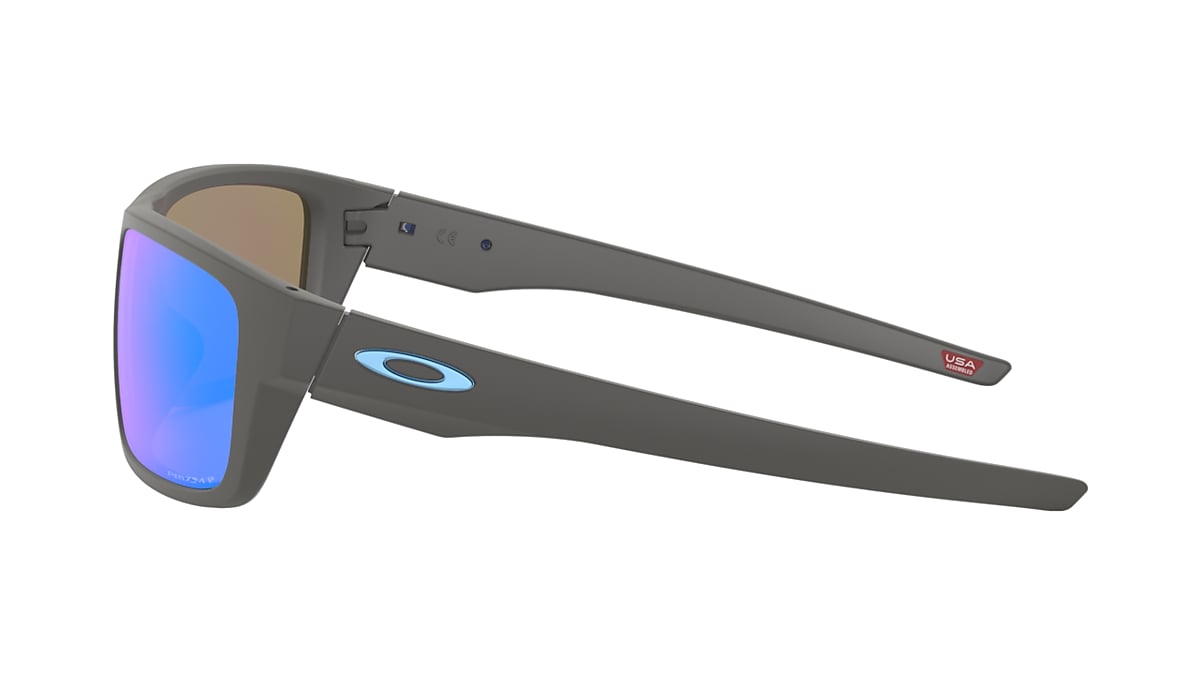 Drop Point™ Prizm Sapphire Polarized Lenses, Matte Dark Grey Frame  Sunglasses | Oakley® BE