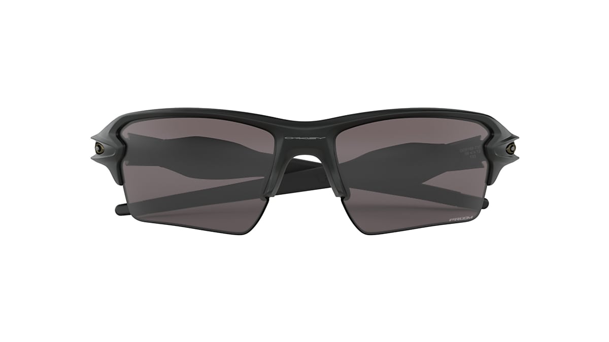 Official Oakley Standard Issue Standard Issue Flak® 2.0 XL Clear to Black  Iridium Photochromic Lenses, Matte Black Frame Sunglasses | Oakley Standard