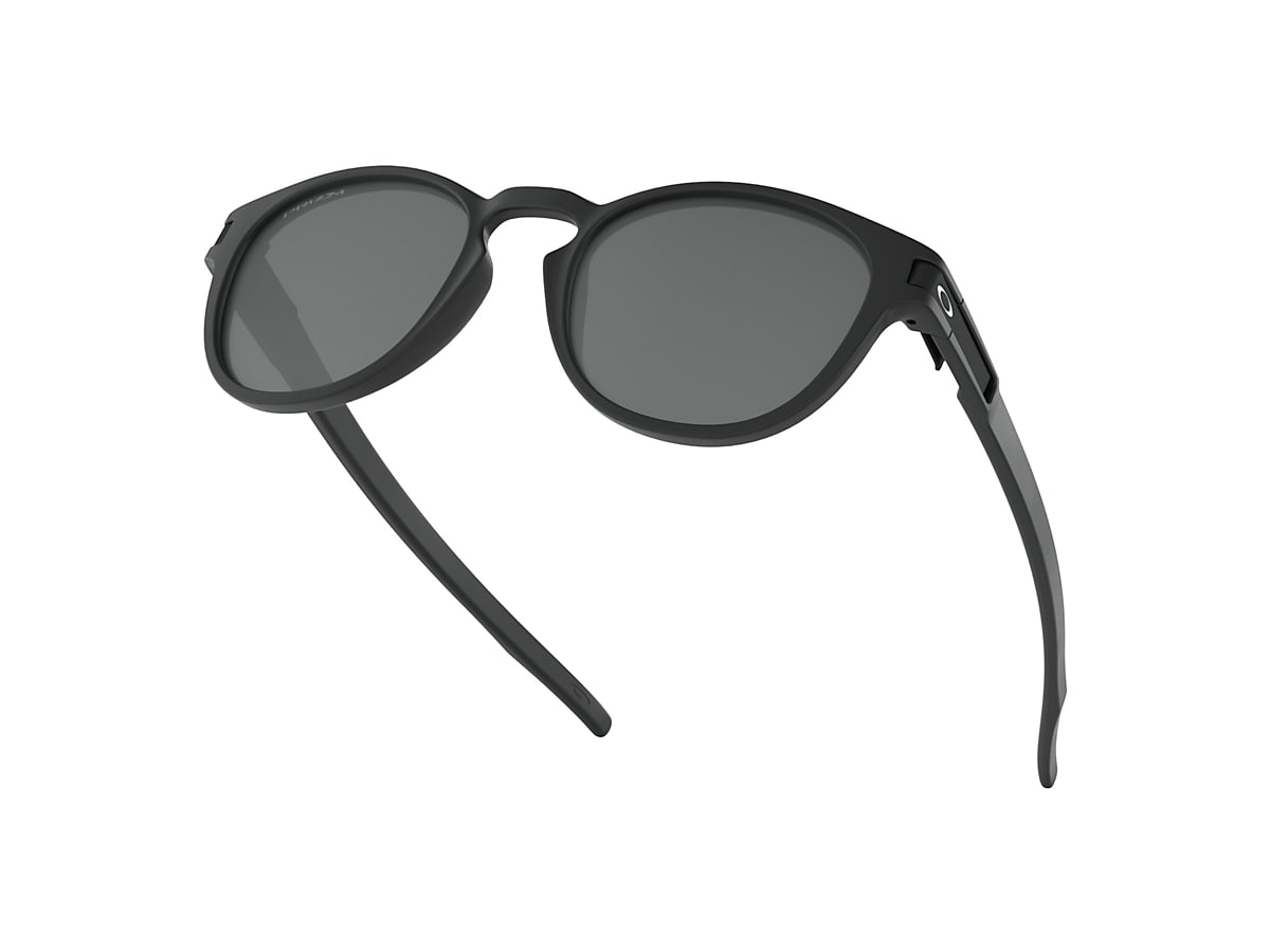 Fysik Gå op og ned impuls Latch™ Prizm Black Lenses, Matte Black Frame Sunglasses | Oakley® US