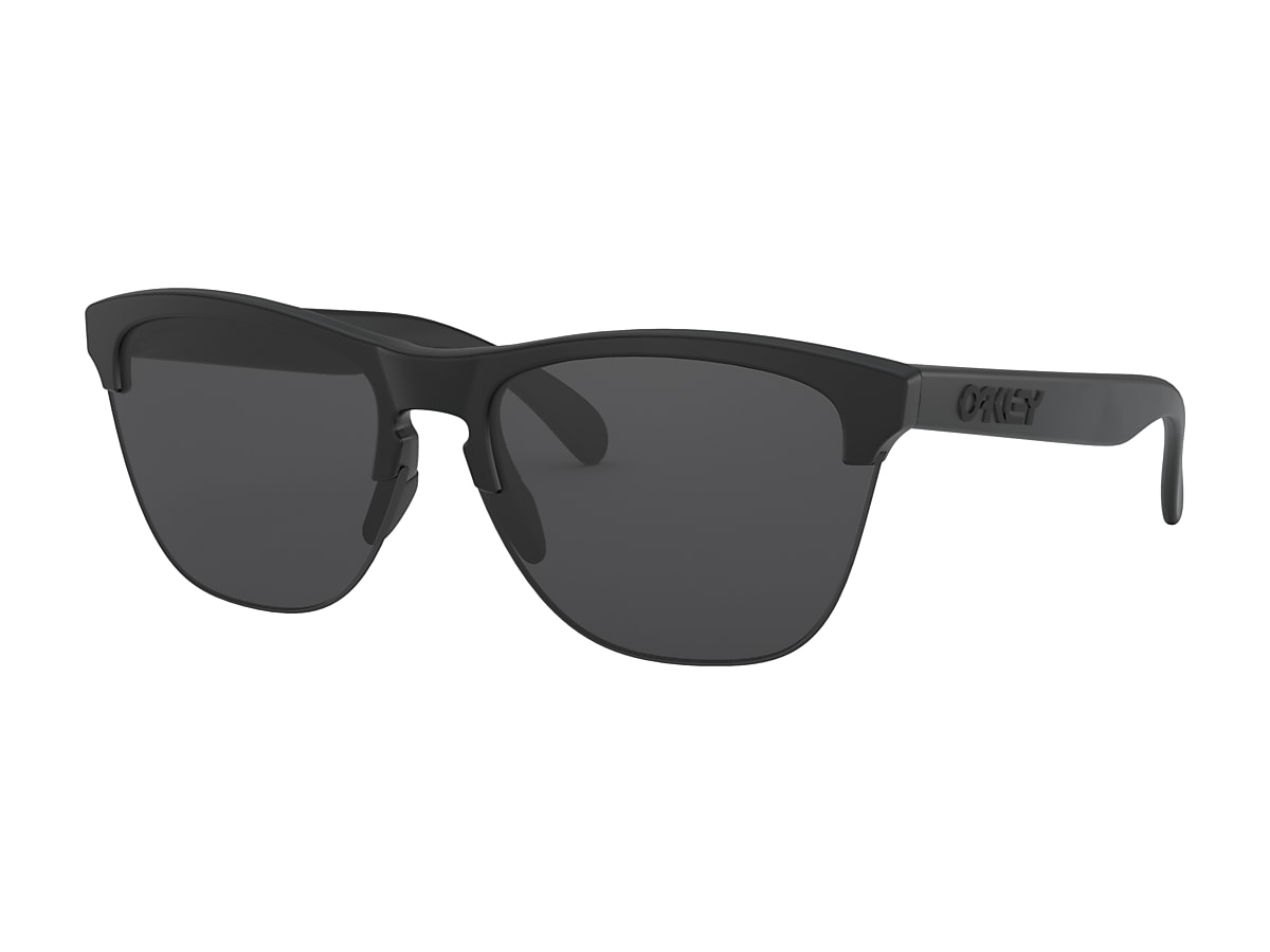 begrænse rent faktisk deadline Frogskins™ Lite Prizm Sapphire Lenses, Matte Black Frame Sunglasses | Oakley®  EU