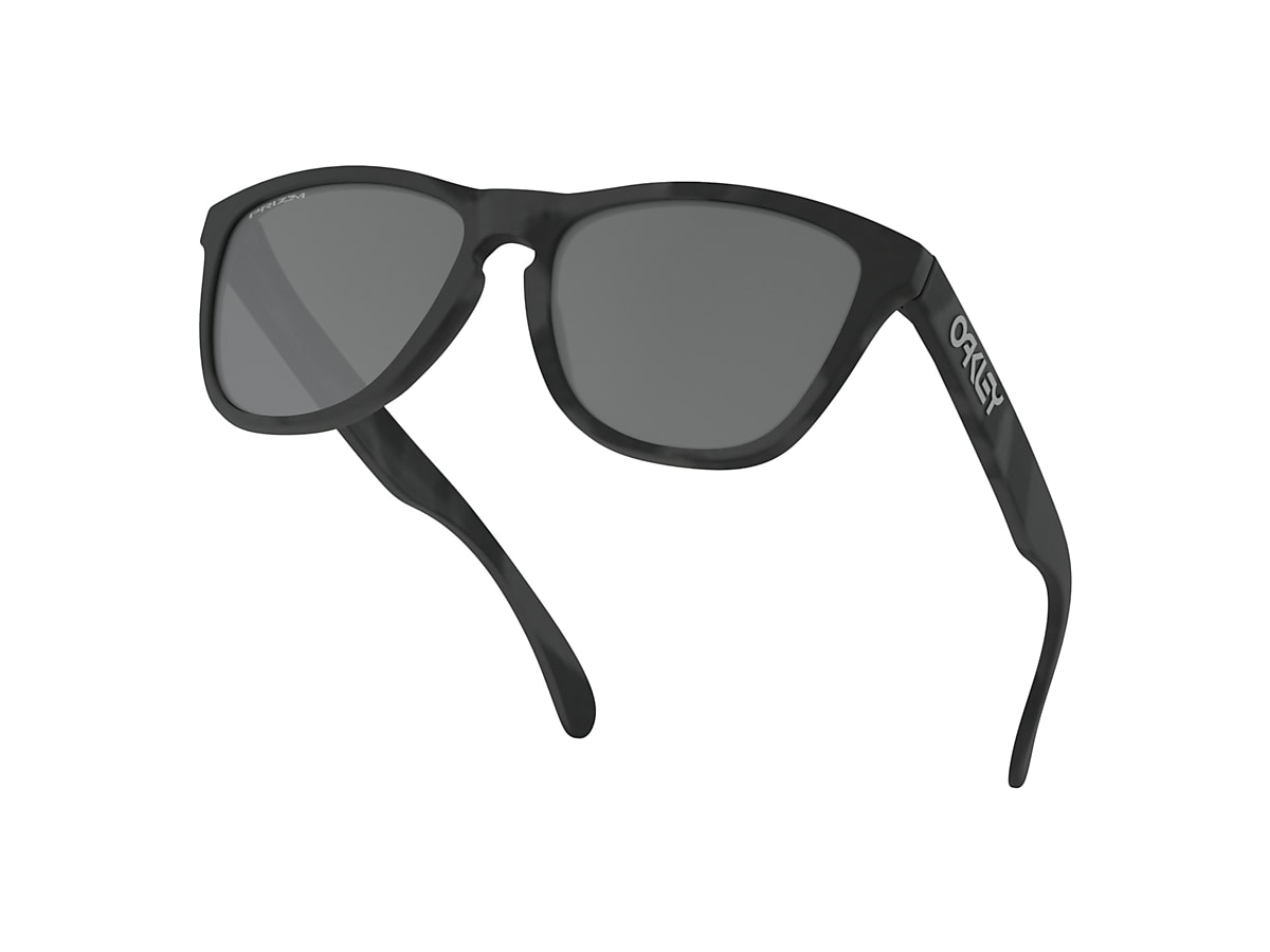 よしきょん　フロッグスキン Frogskins™ (Low Bridge Fit) Prizm Black Polarized Matte