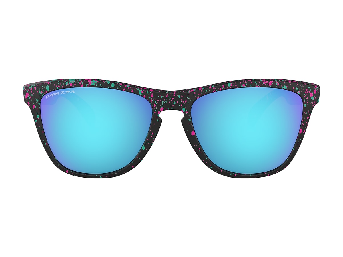 Frogskins™ Prizm Sapphire Lenses, Splatter Black Frame Sunglasses | Oakley® EU