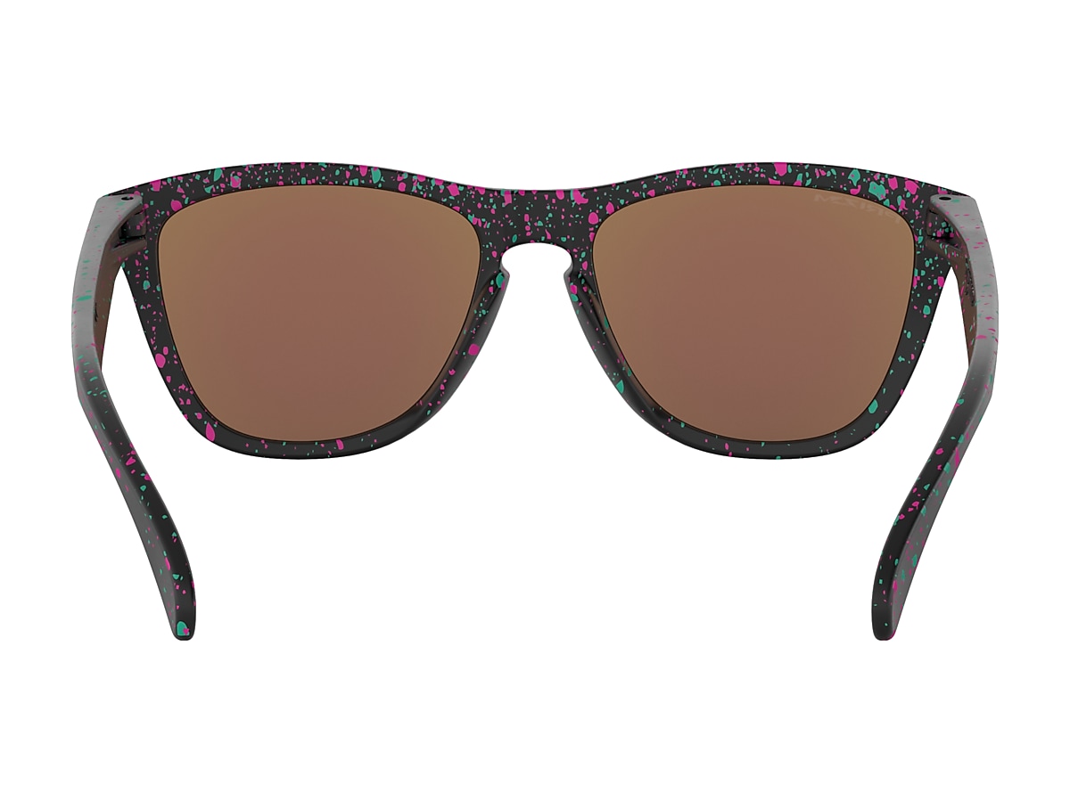 Frogskins™ Splatterfade Collection Prizm Sapphire Lenses, Splatter Black  Frame Sunglasses | Oakley® SE