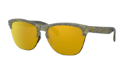Frogskins™ Lite Metallic Splatter Collection Frogskins™ Lite Metallic Splatter Collection