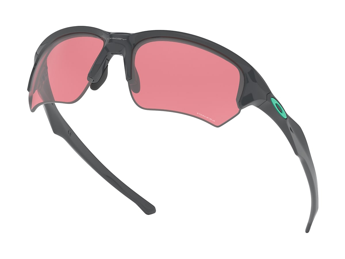 Flak® Beta (Low Bridge Fit) Prizm Dark Golf Lenses, Carbon Frame Sunglasses  | Oakley® US