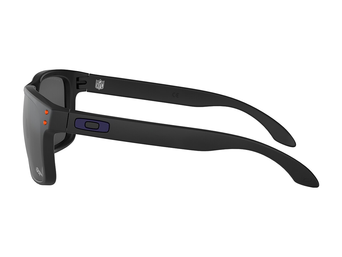 Denver Broncos Holbrook™ Prizm Black Lenses, Matte Black Frame Sunglasses |  Oakley® US